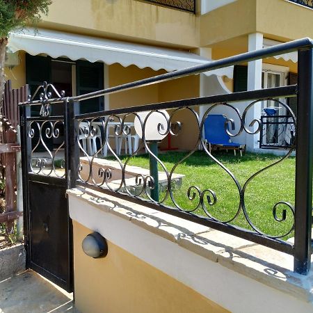 Menigos 43 With Garden Guest House Glyfada  Exterior photo